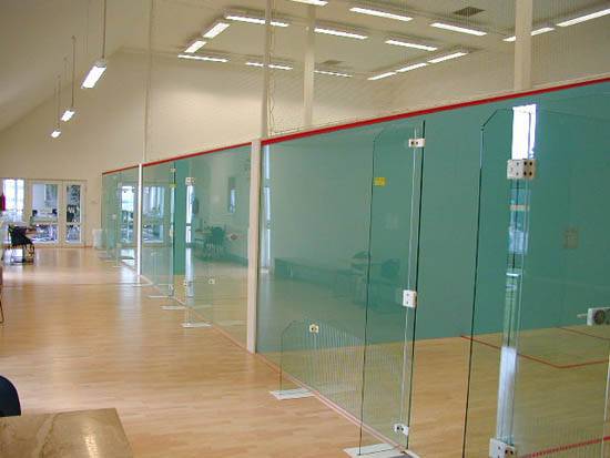 SQUASH & SPINNING ARENA V LIBERCI